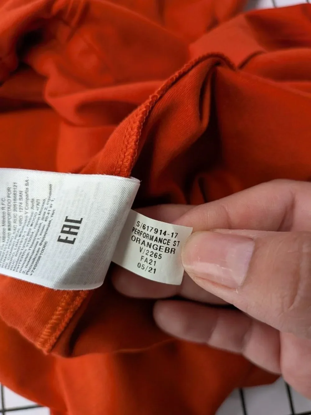 Banana Republic Luxury Touch Performance Polo Shirt Burnt Orange Normcore Large
